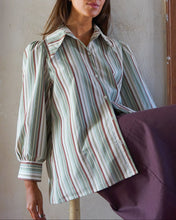 Load image into Gallery viewer, Camisa Perpétua
