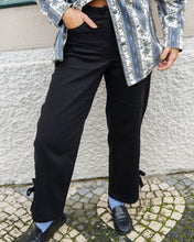 Carregar imagem no visualizador da galeria, Calças Edite
