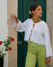 Load image into Gallery viewer, Camisa Luz
