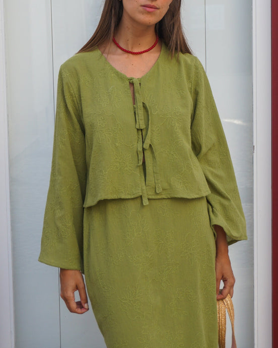 Camisa verde bordada Ispari
