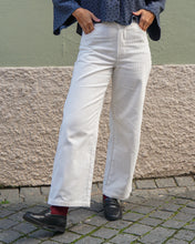 Carregar imagem no visualizador da galeria, Calças Maria Branca
