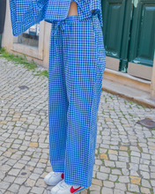 Load image into Gallery viewer, Calças vichy azul Ispari
