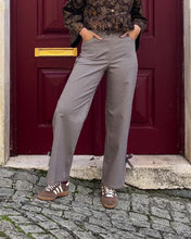 Carregar e reproduzir vídeo no visualizador da Galeria, Calças Isaura
